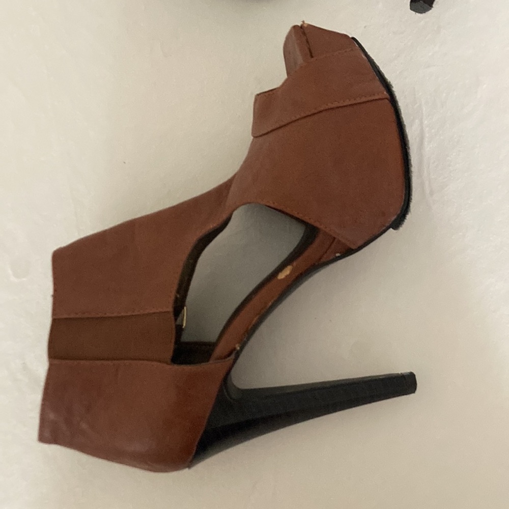 Qupid Ankle shoe heels Size 7 - Picture 3 of 4